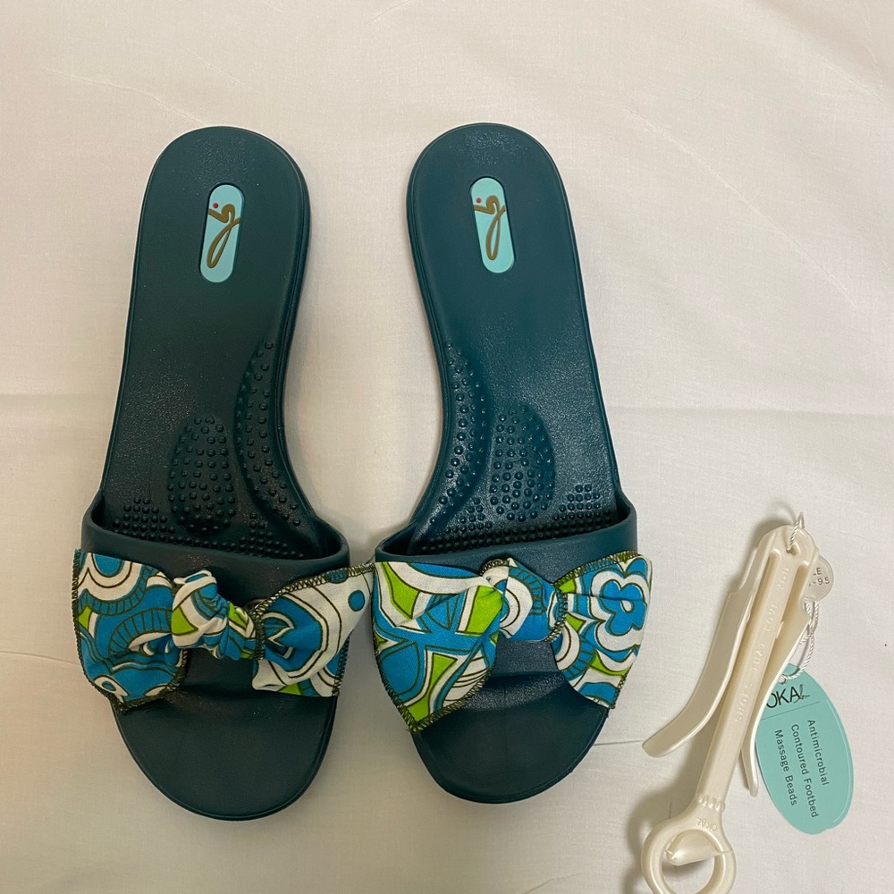 NWT OKA.b Sandals - Picture 7 of 7